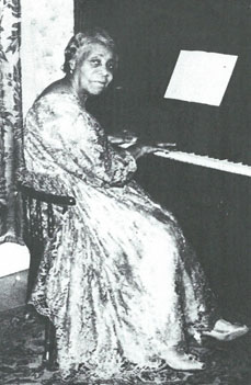 LucieCampbell